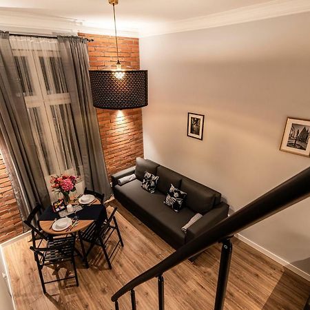 Lubomirskiego 23 Residence - Great Location, 10 Min To Main Square By Foot, Right Next To Main Rail And Bus Station Cracóvia Exterior foto