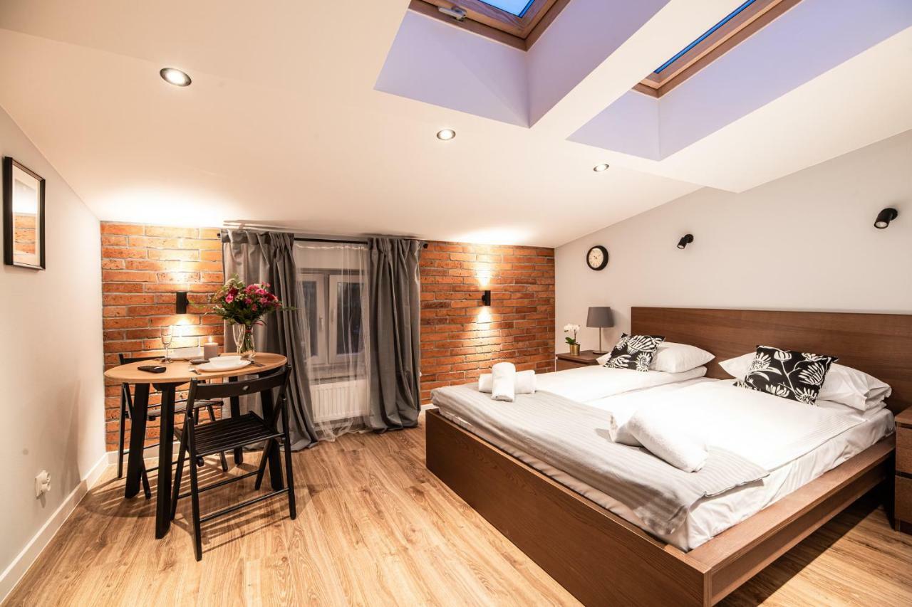 Lubomirskiego 23 Residence - Great Location, 10 Min To Main Square By Foot, Right Next To Main Rail And Bus Station Cracóvia Exterior foto