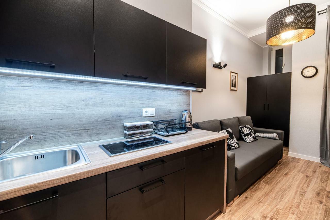 Lubomirskiego 23 Residence - Great Location, 10 Min To Main Square By Foot, Right Next To Main Rail And Bus Station Cracóvia Exterior foto