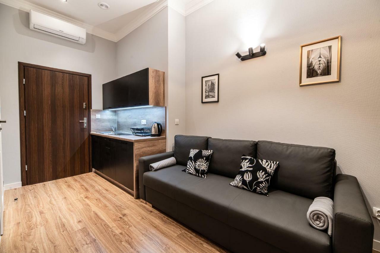 Lubomirskiego 23 Residence - Great Location, 10 Min To Main Square By Foot, Right Next To Main Rail And Bus Station Cracóvia Exterior foto