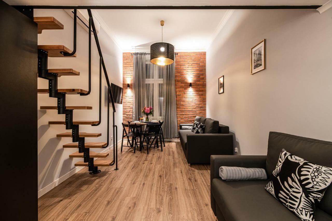 Lubomirskiego 23 Residence - Great Location, 10 Min To Main Square By Foot, Right Next To Main Rail And Bus Station Cracóvia Exterior foto