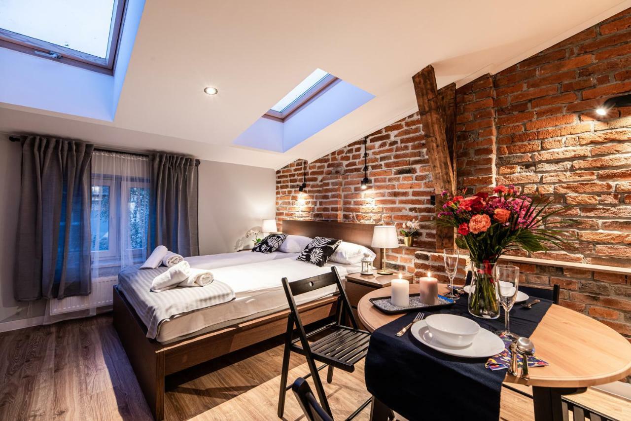 Lubomirskiego 23 Residence - Great Location, 10 Min To Main Square By Foot, Right Next To Main Rail And Bus Station Cracóvia Exterior foto