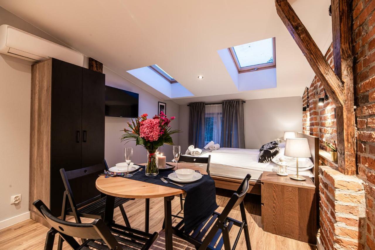 Lubomirskiego 23 Residence - Great Location, 10 Min To Main Square By Foot, Right Next To Main Rail And Bus Station Cracóvia Exterior foto