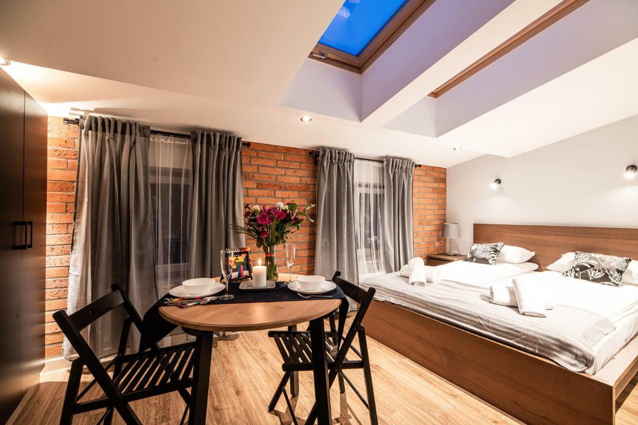 Lubomirskiego 23 Residence - Great Location, 10 Min To Main Square By Foot, Right Next To Main Rail And Bus Station Cracóvia Exterior foto