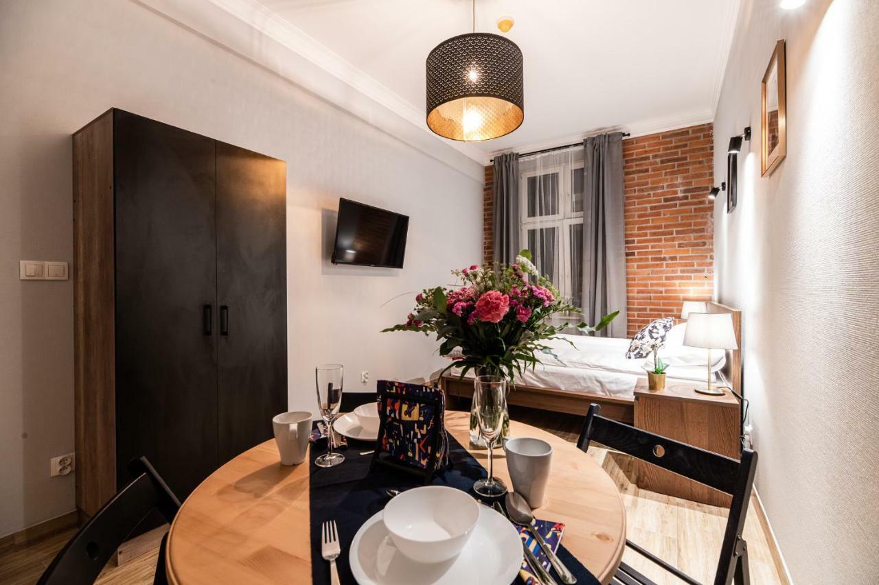 Lubomirskiego 23 Residence - Great Location, 10 Min To Main Square By Foot, Right Next To Main Rail And Bus Station Cracóvia Exterior foto